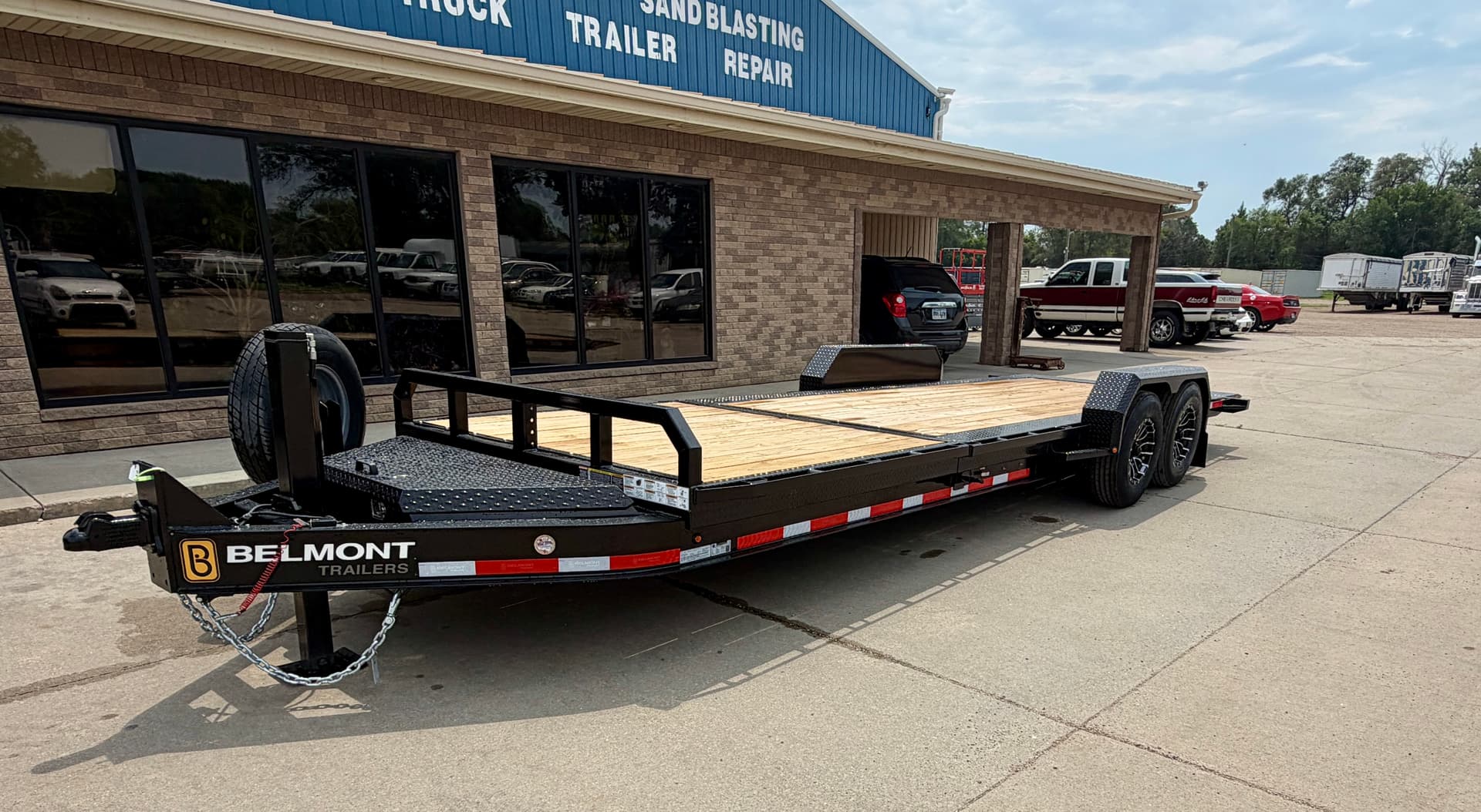 2026 Belmont TiltBed 22ft — photo 1